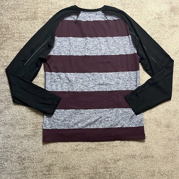 Lululemon Surge Warm Crew Shirt Size M Blue Red Black Striped Mens Long Sleeve - Picture 6 of 7